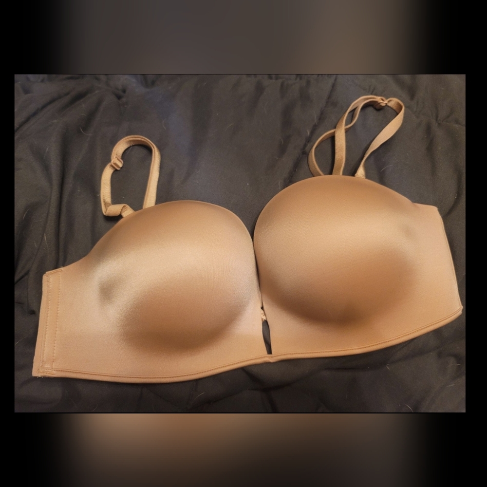 Victoria's Secret Strapless Bombshell push-up bra 34C